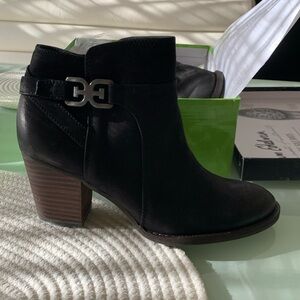 Sam Edelman Black Leather Ankle Boots with Wood Block Heel